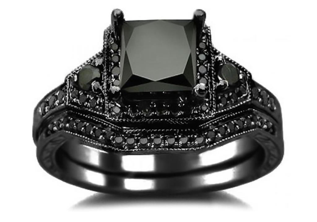 Фото галерея колец с натуральными черными бриллиантами